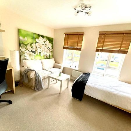Lakeside Stylish 3 Bedroom House Grays Dış mekan fotoğraf