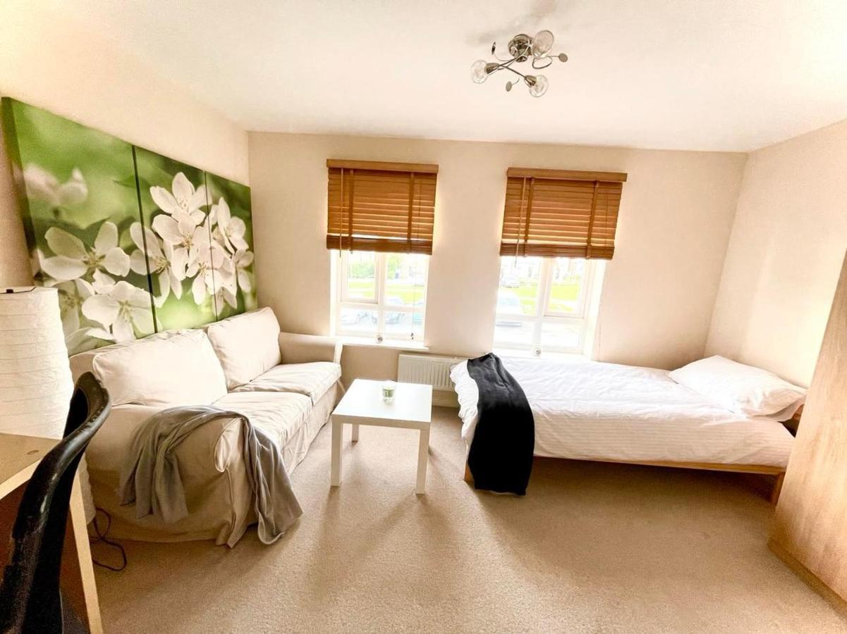 Lakeside Stylish 3 Bedroom House Grays Dış mekan fotoğraf